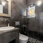 Villa Daphne's Lux
