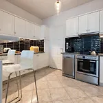 Daphne's Lux Villa *