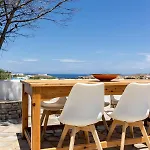 Daphne's Lux Villa *