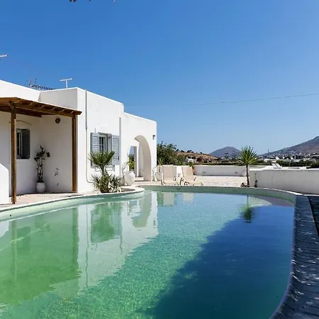 Daphne's Lux Vila Paraspori (Paros)